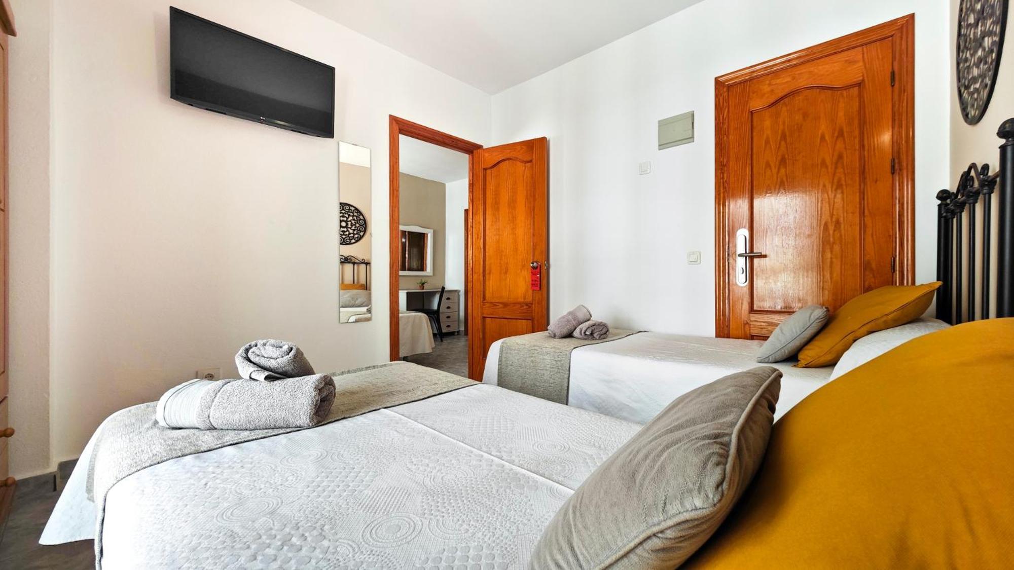 Hostal Dinamarca Sant Antoni de Portmany Exterior foto